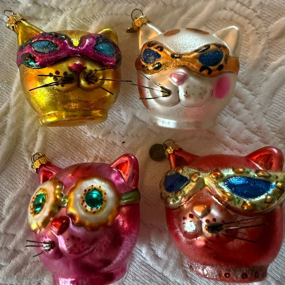 Christmas Department 56 Mercury Glass Cat Head Face with Sunglasses Ornament